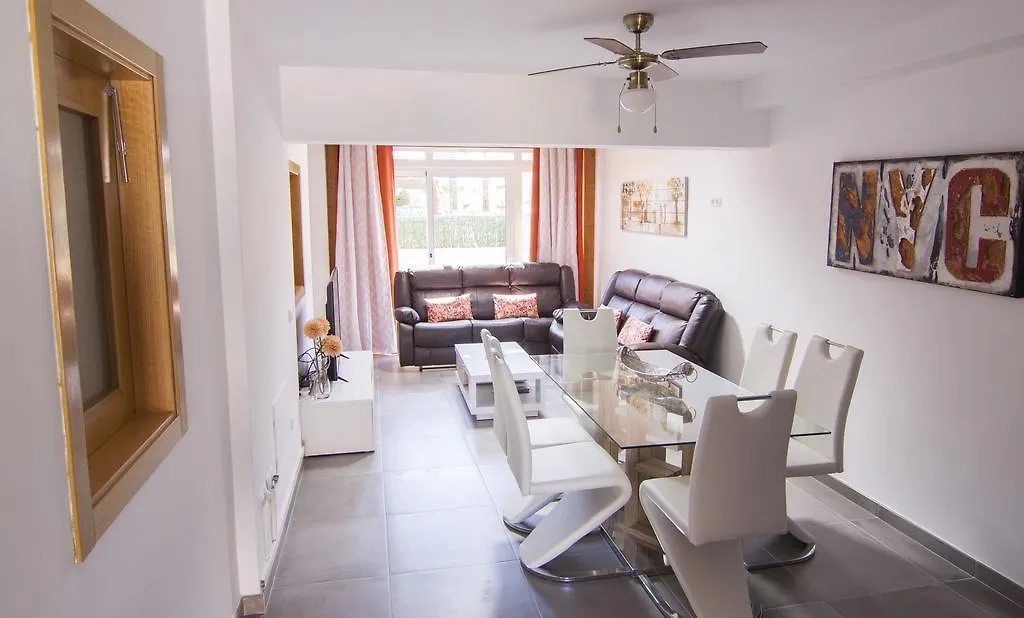 Anju Villas Los Delfines Bravo'S Apartments Κοραλέχο 0*,