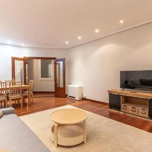 https://apartamento-uribitarte.basquecountryhotels.org